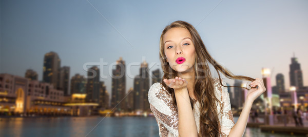 Feliz mulher jovem menina adolescente pessoas viajar Foto stock © dolgachov