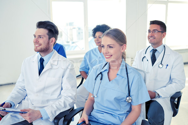 Gruppe glücklich Ärzte Seminar Krankenhaus Beruf Stock foto © dolgachov