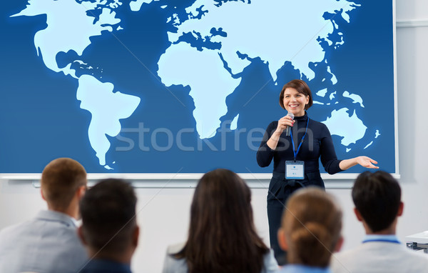 Grupy ludzi działalności konferencji wykład edukacji ludzi Zdjęcia stock © dolgachov