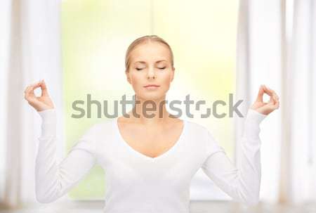 Foto stock: Mulher · meditação · brilhante · quadro · branco · negócio