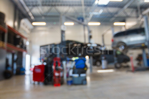 Carro serviço estação bokeh automático manutenção Foto stock © dolgachov