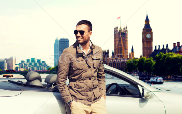 Stock fotó: Boldog · férfi · cabrio · autó · város · utazás