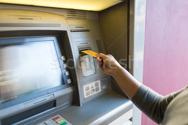 Közelkép nő kártya bankautomata gép pénzügy Stock fotó © dolgachov
