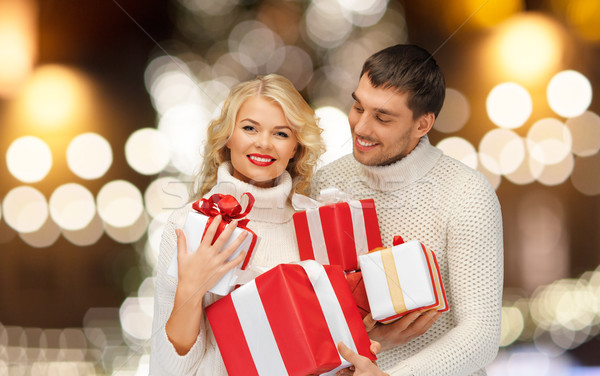 Stockfoto: Gelukkig · paar · christmas · geschenken · vakantie