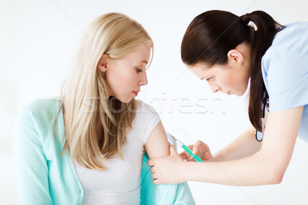 Stock foto: Arzt · Impfstoff · Patienten · Gesundheitswesen · medizinischen · Mädchen