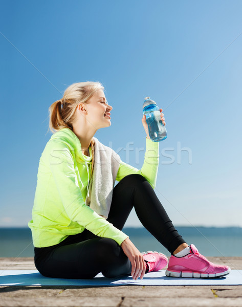 Foto stock: Mujer · agua · potable · deportes · aire · libre · deporte · estilo · de · vida