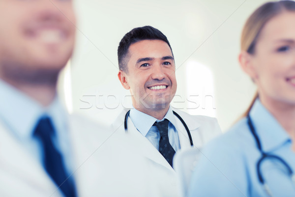 Heureux médecin groupe hôpital clinique profession [[stock_photo]] © dolgachov