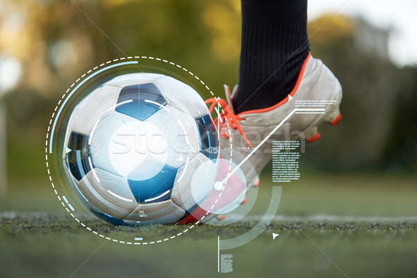 Fußballer spielen Ball Fußballplatz Sport Technologie Stock foto © dolgachov