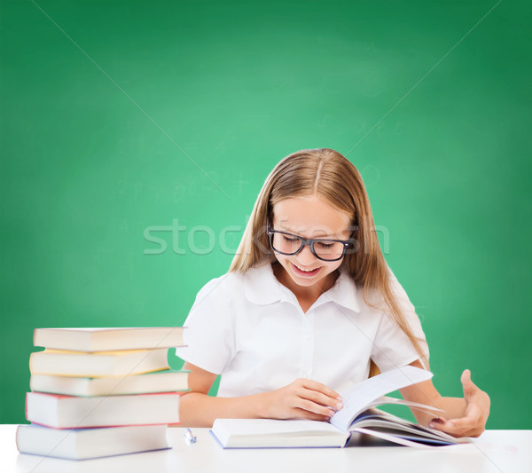 Studente ragazza studiare scuola istruzione piccolo Foto d'archivio © dolgachov