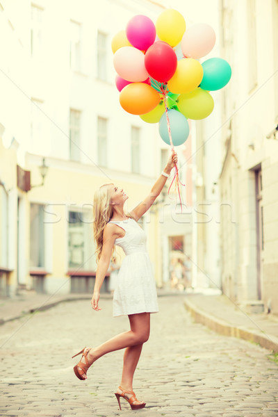 Mujer colorido globos verano vacaciones celebración Foto stock © dolgachov