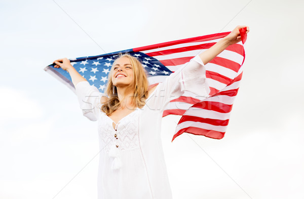 Сток-фото: счастливым · американский · флаг · улице · стране · день