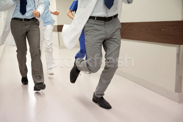 Médecins courir hôpital santé personnes [[stock_photo]] © dolgachov