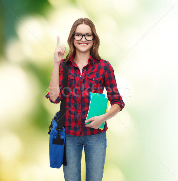 Stockfoto: Glimlachend · vrouwelijke · student · zak · notebooks · onderwijs