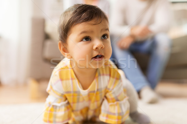 Gyönyörű kislány gyermekkor emberek baba boldog Stock fotó © dolgachov