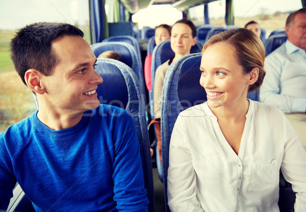 Grupy szczęśliwy podróży autobus transportu Zdjęcia stock © dolgachov