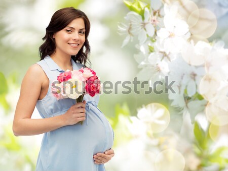 Mulher cesta completo flores quadro mulher jovem Foto stock © dolgachov