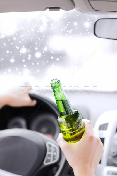 Közelkép férfi iszik alkohol vezetés autó Stock fotó © dolgachov