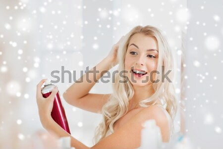 Közelkép nő mikulás kalap fúj pálmafák Stock fotó © dolgachov