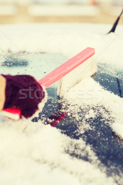 Stockfoto: Vrouw · schoonmaken · sneeuw · auto · Maakt · een · reservekopie · venster