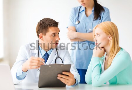 Arts patiënt ziekenhuis gezondheidszorg medische verpleegkundige Stockfoto © dolgachov