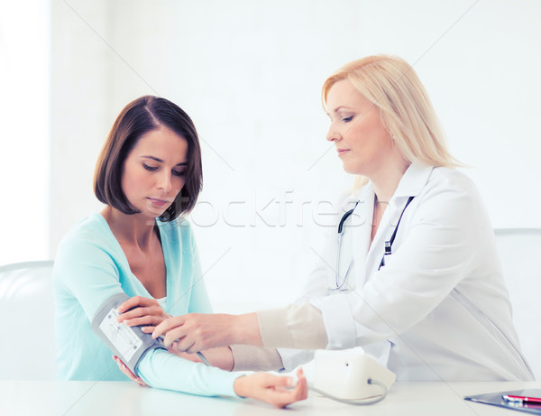 Stock photo: doctor and patient in hospital