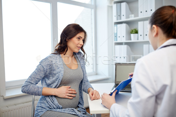 Ginekolog lekarza kobieta w ciąży szpitala ciąży ginekologia Zdjęcia stock © dolgachov
