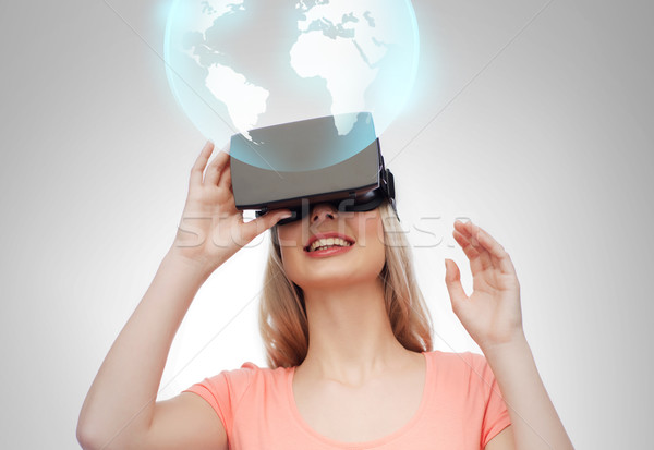 Сток-фото: женщину · виртуальный · реальность · гарнитура · 3d · очки · технологий