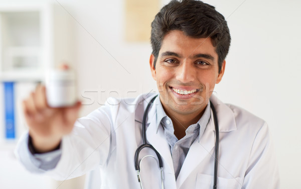 Zdjęcia stock: Szczęśliwy · lekarza · stetoskop · lek · muzyka · opieki · zdrowotnej