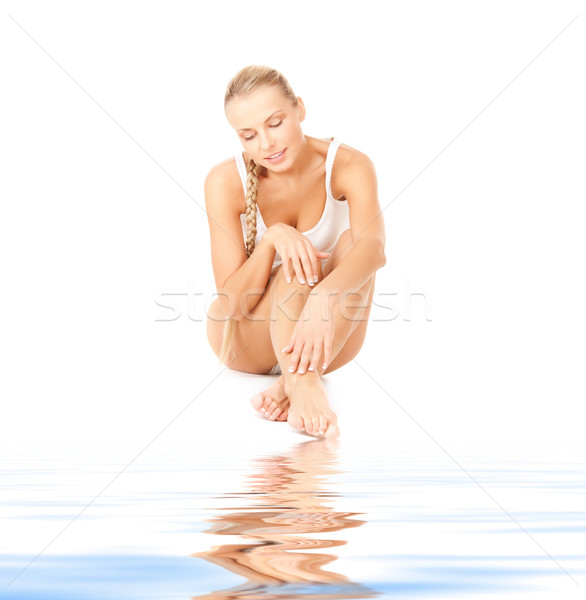 Mooie vrouw katoen wit zand foto vrouw lichaam Stockfoto © dolgachov