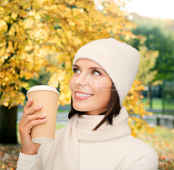 женщину Hat чай чашку кофе зима люди Сток-фото © dolgachov