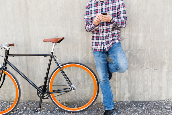 Stockfoto: Man · smartphone · fiets · mensen
