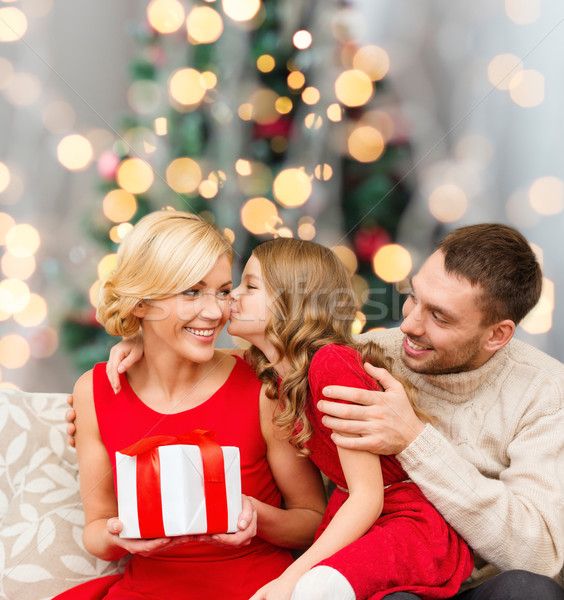 幸せな家族 ギフトボックス クリスマス 休日 家族 人 ストックフォト © dolgachov