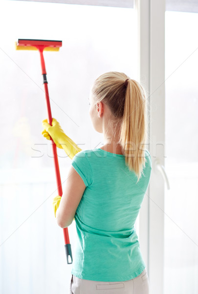 Stock foto: Glücklich · Frau · Handschuhe · Reinigung · Fenster · Schwamm