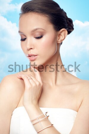 女子 毛巾 光明 圖片 白 面對 商業照片 © dolgachov