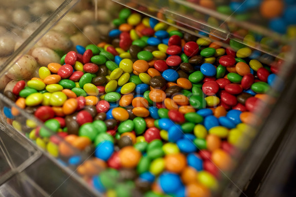 Közelkép tarka cukorkák doboz étel cukrászda Stock fotó © dolgachov