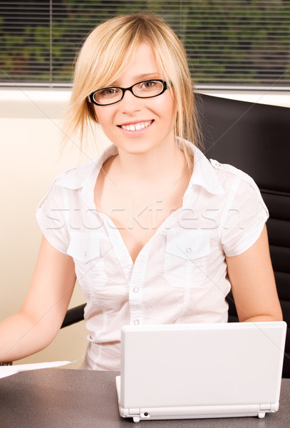 служба девушки портативного компьютера фотография бизнеса женщину Сток-фото © dolgachov