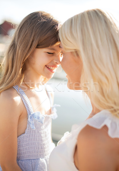 Gelukkig moeder kind meisje zomer vakantie Stockfoto © dolgachov