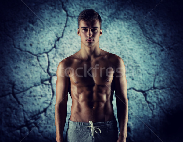 Jungen männlich Bodybuilder nackt muskuläre Torso Stock foto © dolgachov