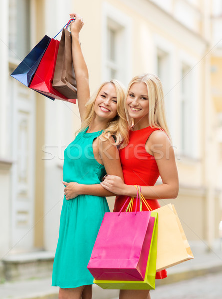 красивой женщины продажи туризма счастливые люди Сток-фото © dolgachov