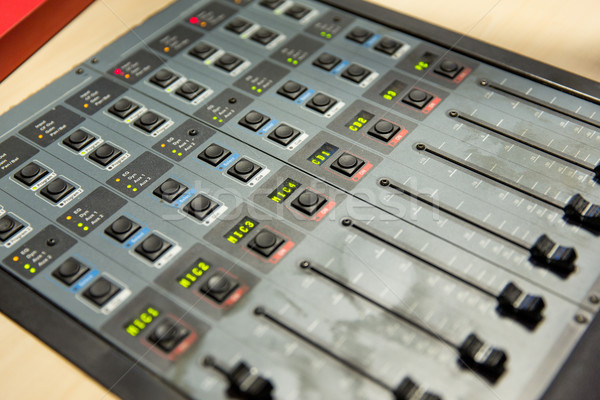 Panel de control radio estación tecnología electrónica Foto stock © dolgachov