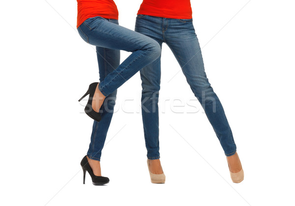 Dos mujeres piernas jeans personas moda Foto stock © dolgachov