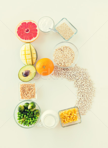 Voedsel ingrediënten brief vorm gezond eten Stockfoto © dolgachov