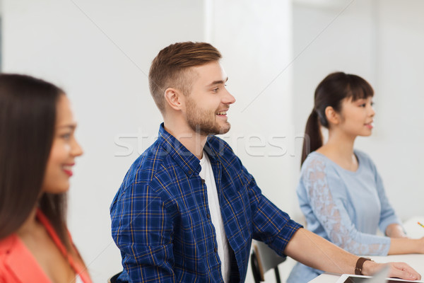 Heureux Creative équipe élèves travail bureau [[stock_photo]] © dolgachov