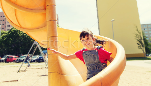 Foto stock: Feliz · little · girl · deslizar · crianças · recreio · verão