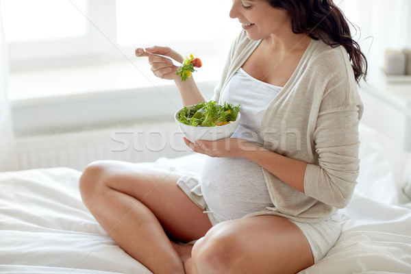 Foto stock: Mulher · grávida · alimentação · salada · casa · gravidez