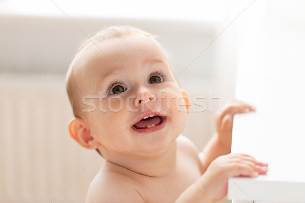 Gelukkig weinig baby jongen meisje home Stockfoto © dolgachov