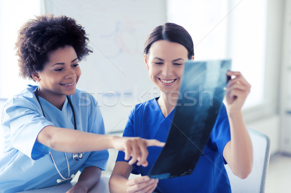 Foto stock: Feliz · femenino · médicos · Xray · imagen · hospital