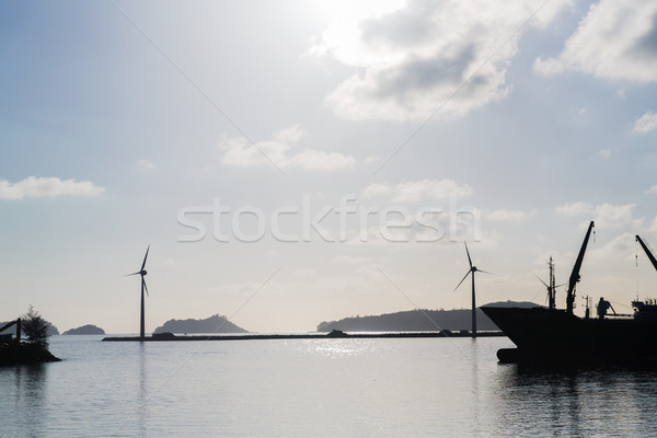 Parc éolien mer rive énergies renouvelables technologie pouvoir [[stock_photo]] © dolgachov