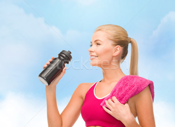 Deportivo mujer especial botella fitness Foto stock © dolgachov
