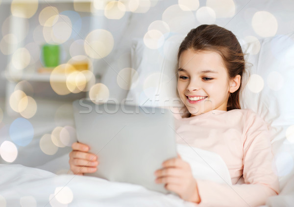 Zdjęcia stock: Happy · girl · bed · światła · ludzi · dzieci